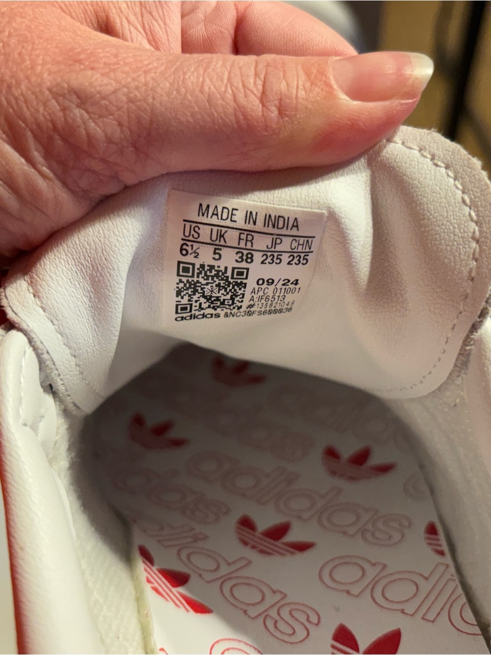 NWOT White and Lucid (Bright Crimson) Red Stripe OG Samba. Gum Sole. - Picture 5 of 7